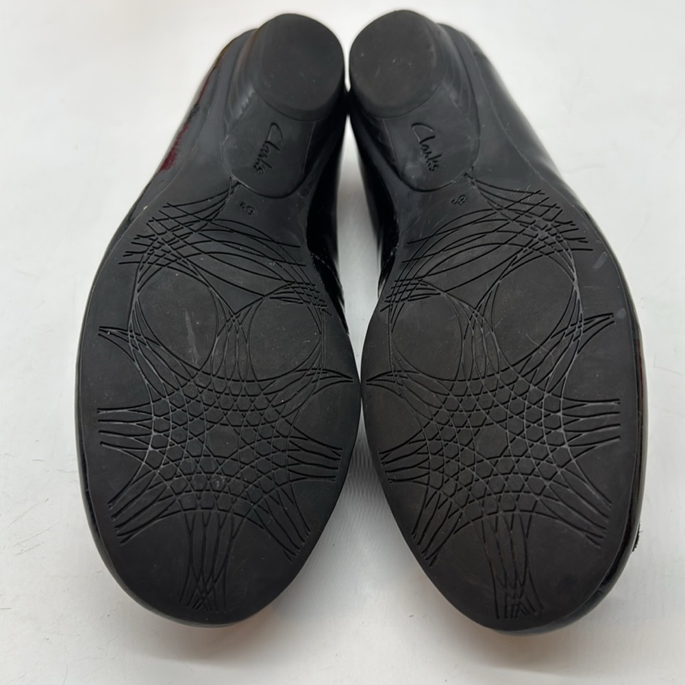Clarks Black Patent Ballet Flats with Floral Detail Size 8.5 BFL9022E - Picture 5 of 7